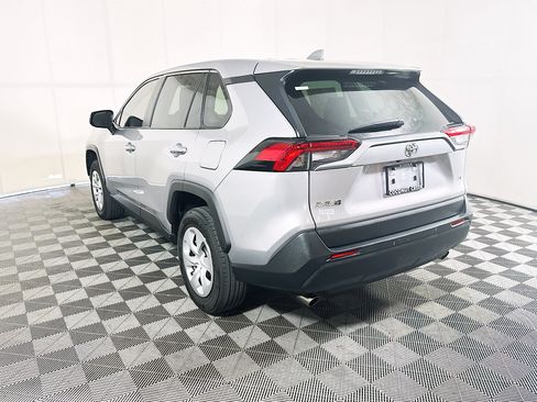 Used 2024 Toyota RAV4 LE FWD image 5
