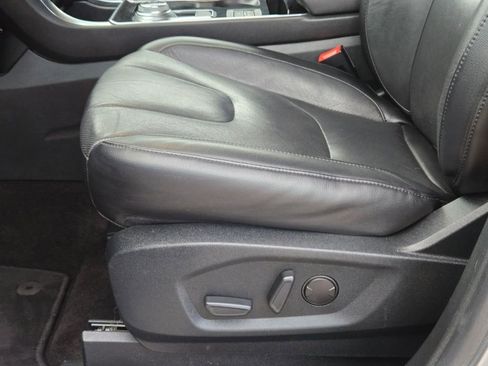 Used 2020 Ford Edge Titanium w/ Equipment Group 301A image 27