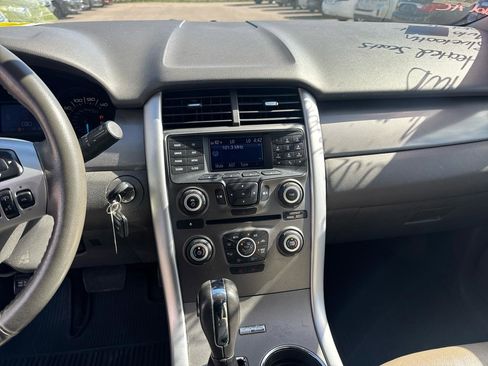 Used 2013 Ford Edge SEL AWD/4WD image 12