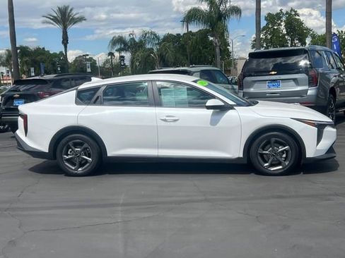 Used 2025 Kia K4 image 3