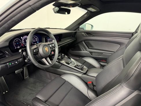 Certified 2025 Porsche 911 Carrera 4 GTS image 4