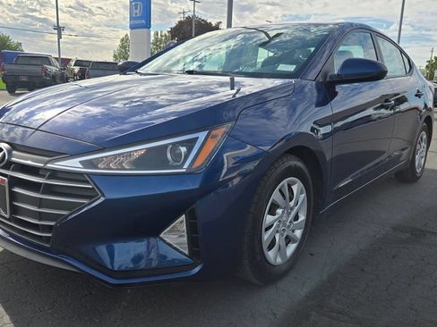 Used 2020 Hyundai Elantra SE FWD image 7