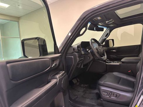 Used 2025 Toyota Land Cruiser AWD/4WD image 24