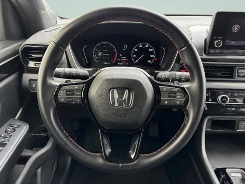 Certified 2023 Honda Pilot Sport image 16
