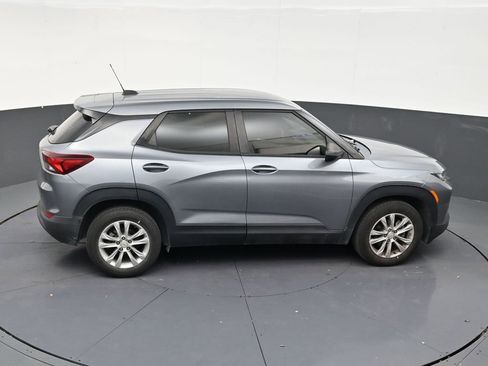 Used 2021 Chevrolet TrailBlazer LS FWD image 17
