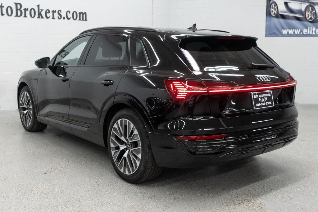 Used 2024 Audi Q8 e-tron Prestige w/ Prestige Package AWD/4WD image 6