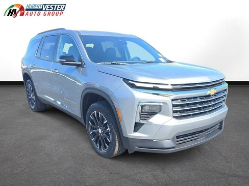 New 2026 Chevrolet Traverse LT w/ Sun and Wheel Package image 4