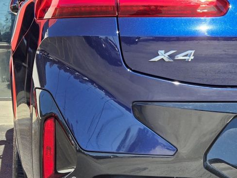 Used 2022 BMW X4 xDrive30i w/ Premium Package Essential image 10