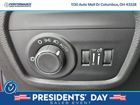 New 2026 Jeep Grand Cherokee Altitude image 30