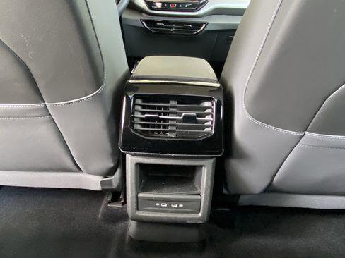 Used 2023 Volkswagen ID.4 Pro S RWD image 31