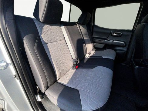 Used 2023 Toyota Tacoma TRD Sport image 27