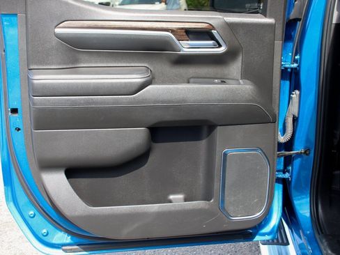 Used 2022 GMC Sierra 1500 Elevation image 30