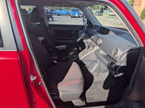 Used 2009 Scion xB w/ Release Series 6.0 FWD image 11