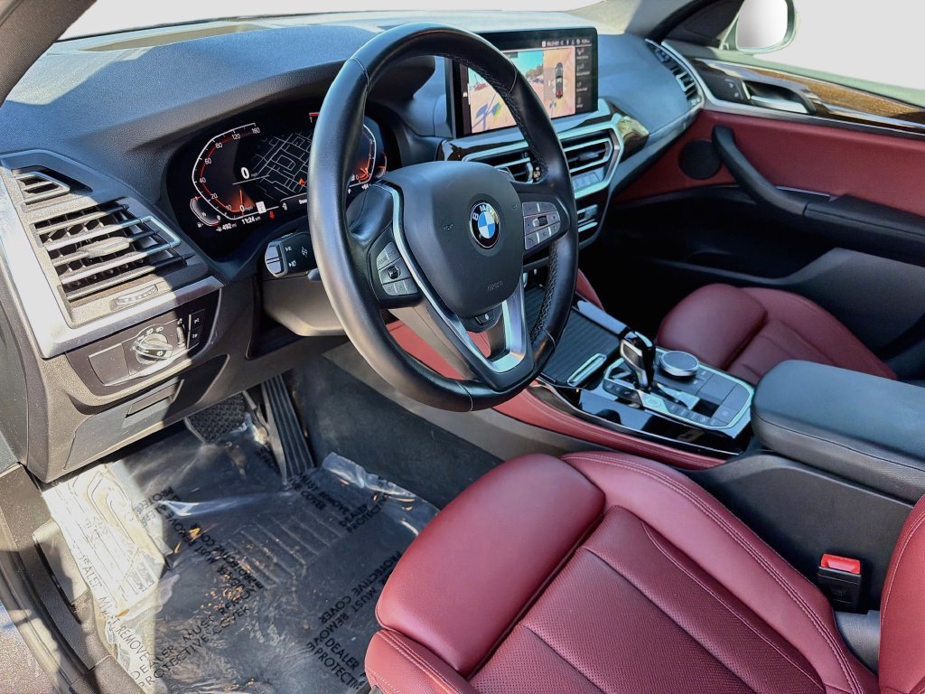 Used 2025 BMW X4 xDrive30i AWD/4WD image 25