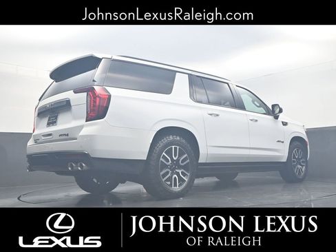 Used 2023 GMC Yukon XL AT4 w/ AT4 Premium Plus Package image 20