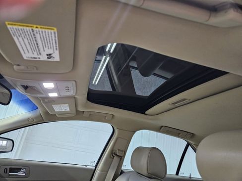 Used 2008 Cadillac STS V8 AWD w/ Preferred Equipment Group image 26