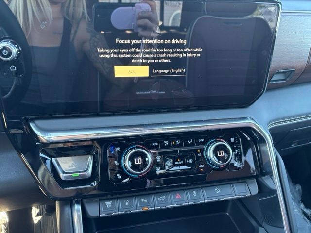 New 2026 GMC Sierra 2500 Denali Ultimate AWD/4WD image 30