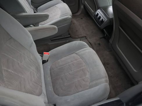 Used 2016 Buick Enclave Convenience FWD image 12