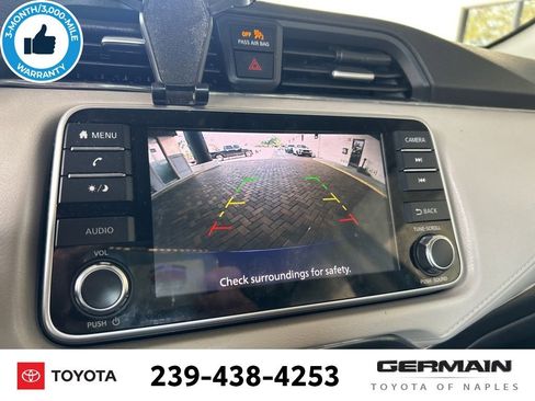 Used 2021 Nissan Versa SV image 11