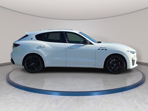Used 2023 Maserati Levante Modena S AWD/4WD image 4