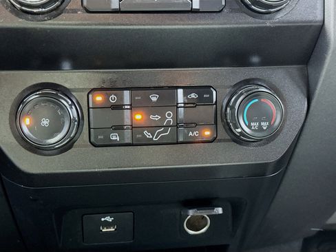Used 2019 Ford F250 XL w/ STX Appearance Package AWD/4WD image 12