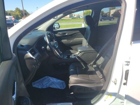 Used 2020 GMC Acadia SLT w/ Trailering Package image 13