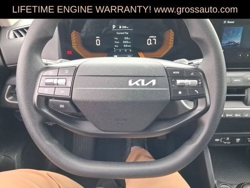 Used 2025 Kia K4 FWD image 12