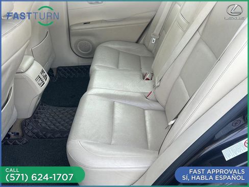 Used 2013 Lexus ES 350 w/ Luxury Pkg FWD image 25