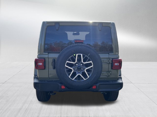 New 2026 Jeep Wrangler Unlimited Sahara AWD/4WD image 6