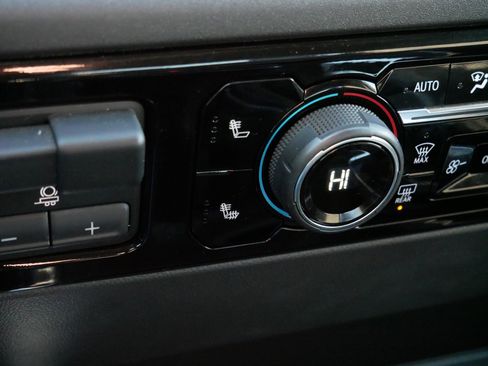 Used 2024 Chevrolet Silverado 1500 LT Trail Boss image 27