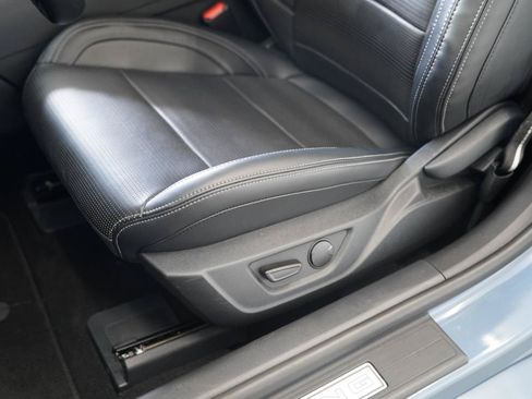 Used 2025 Ford Mustang Premium RWD image 28