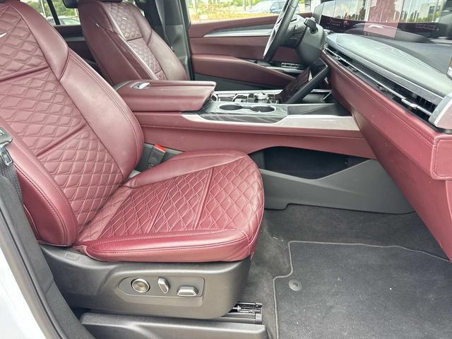 Used 2026 Cadillac Escalade Sport RWD image 9