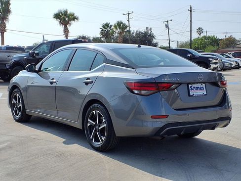 Used 2024 Nissan Sentra SV image 5