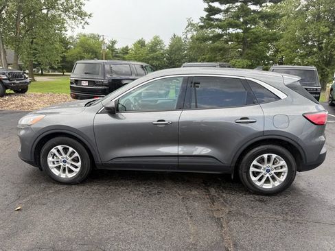 Used 2022 Ford Escape SE w/ Convenience Package FWD image 7