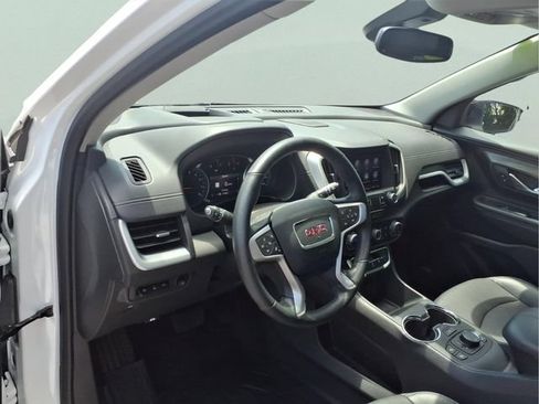 Used 2024 GMC Terrain SLT w/ Infotainment Package II AWD/4WD image 15