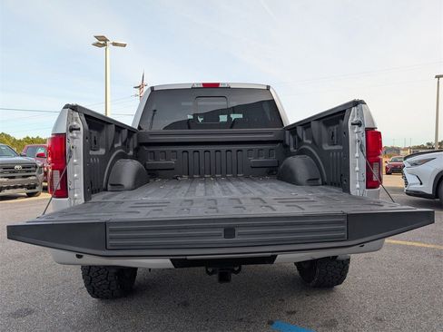 Used 2019 Ford F150 Platinum w/ Equipment Group 701A Luxury image 39
