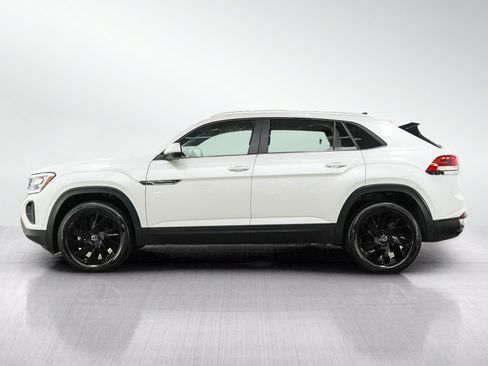 Used 2026 Volkswagen Atlas Cross Sport SE AWD/4WD image 2