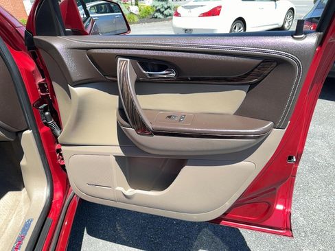 Used 2014 GMC Acadia Denali AWD/4WD image 25