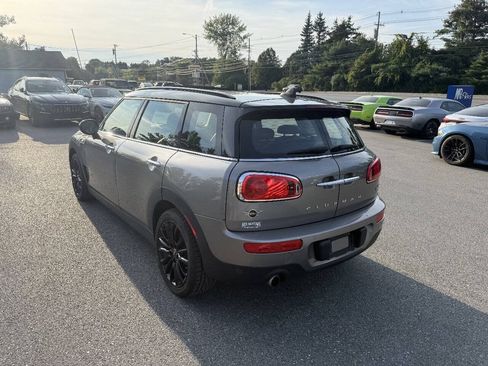 Used 2019 MINI Cooper Clubman ALL4 AWD/4WD image 11