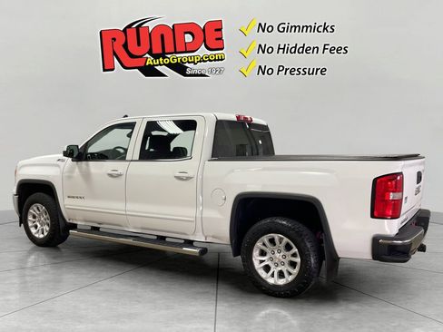 Used 2015 GMC Sierra 1500 SLE w/ SLE Value Package AWD/4WD image 4