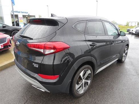 Used 2018 Hyundai Tucson Sport image 4