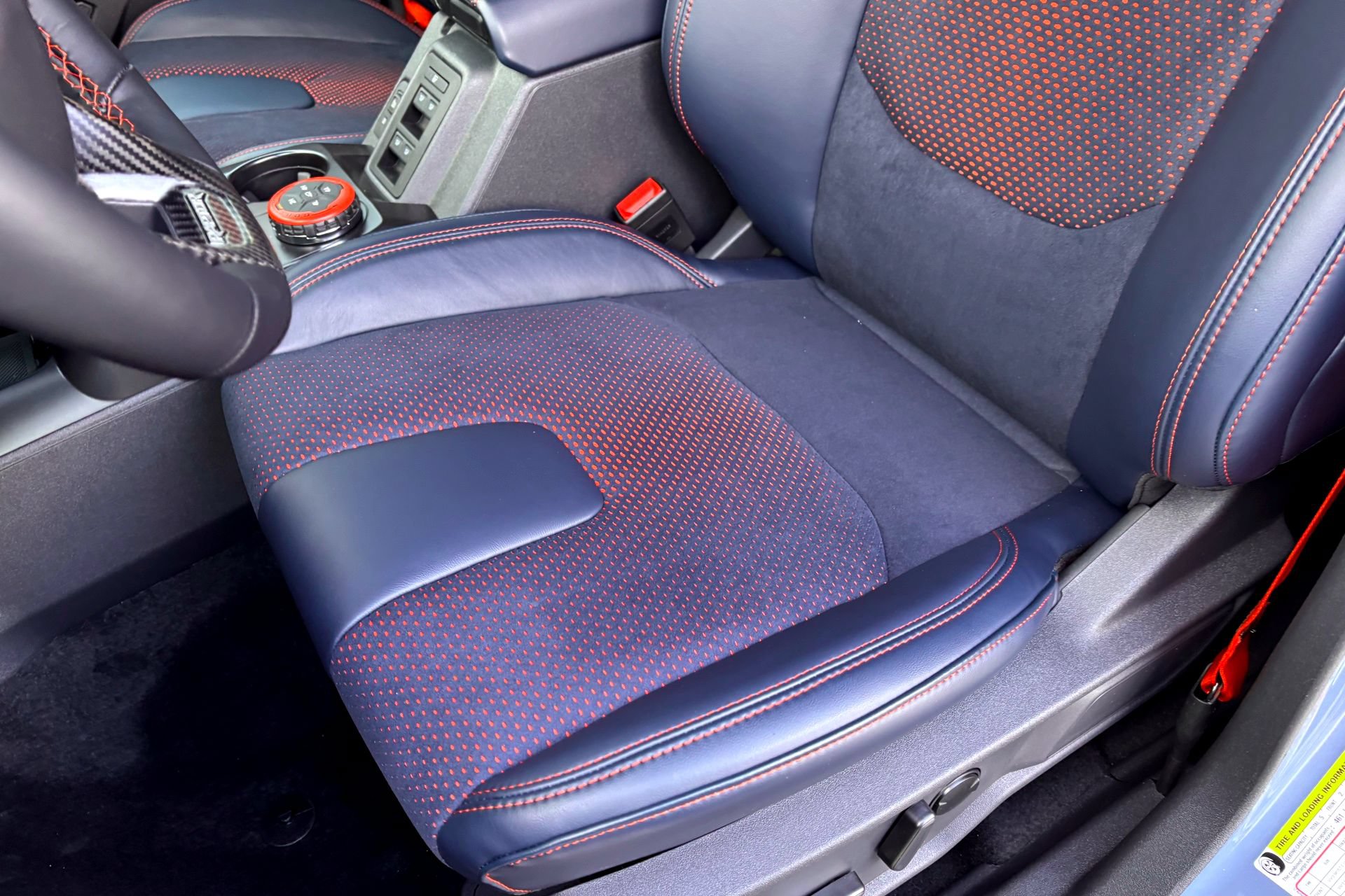 New 2025 Ford Bronco Raptor w/ Interior Carbon Fiber Pack AWD/4WD image 10