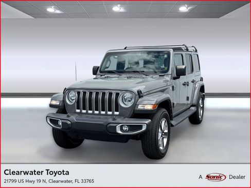 Used 2021 Jeep Wrangler Unlimited Sahara AWD/4WD image 1