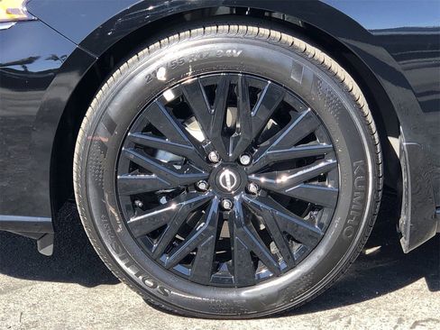 New 2025 Nissan Altima 2.5 SV image 9