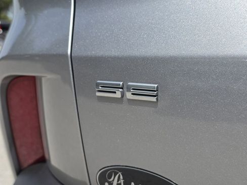Used 2021 Ford Escape SE w/ SE Sport Appearance Package FWD image 10