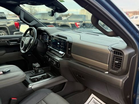 Used 2024 Chevrolet Silverado 1500 ZR2 w/ Technology Package image 51