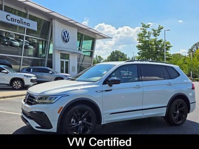 Certified 2023 Volkswagen Tiguan SE R-Line