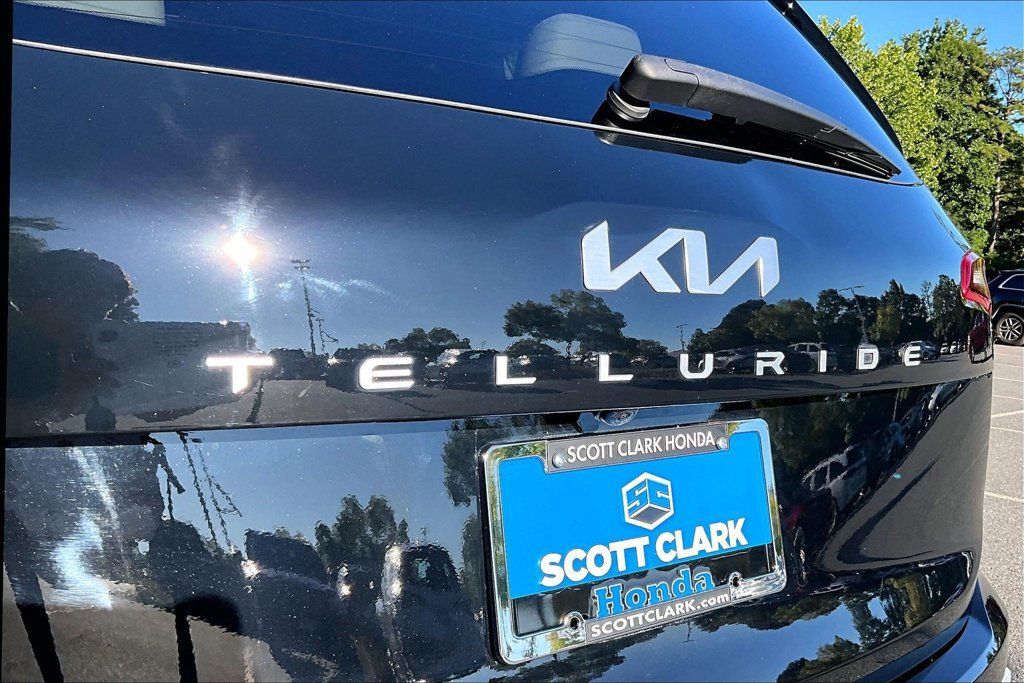 Used 2024 Kia Telluride S FWD image 26