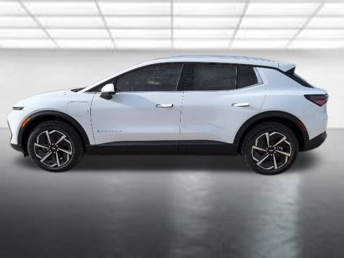 New 2026 Chevrolet Equinox EV LT image 33