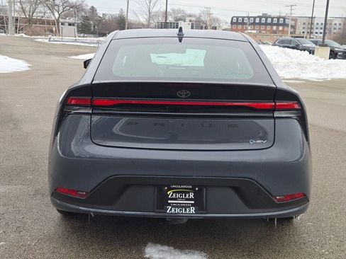 Used 2024 Toyota Prius LE image 14